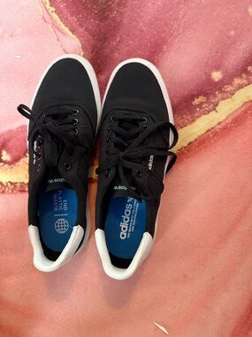 adidas Men’s Black and White Low-Top Canvas Sneakers